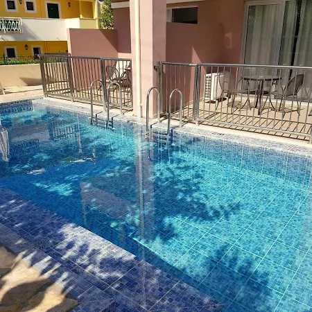 Caretta & Waterpark 4*