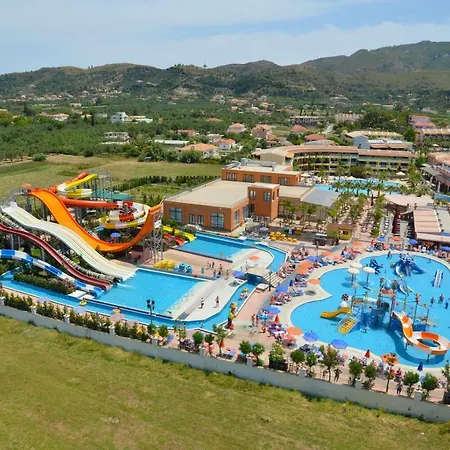 Caretta & Waterpark Kalamákion
