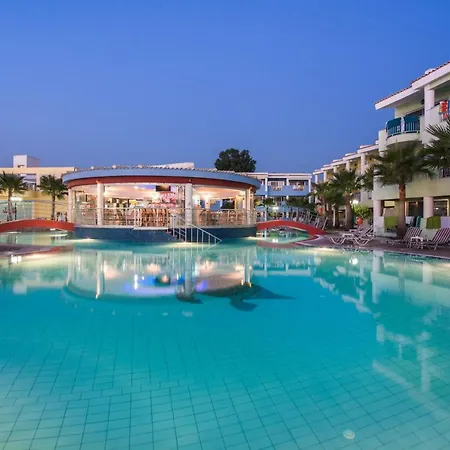 Caretta & Waterpark ホテル