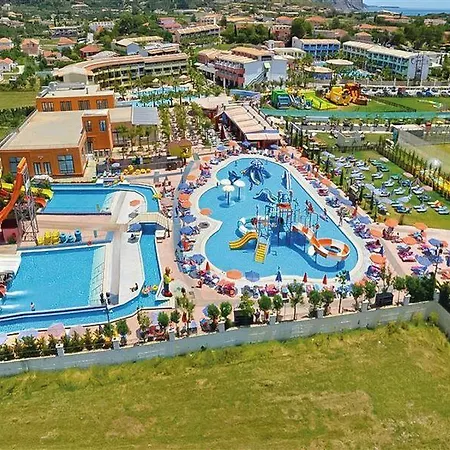 Caretta & Waterpark Kalamákion